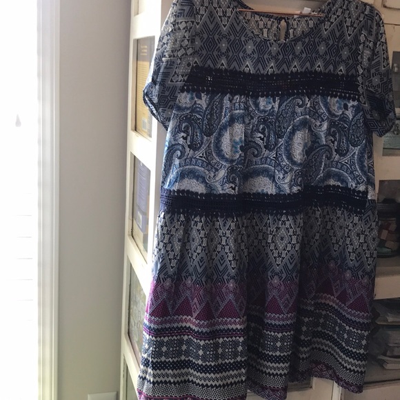 Umgee - Picture 3 of 8